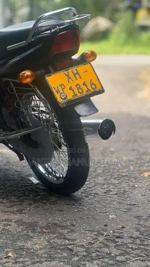 Bajaj CT100 2011