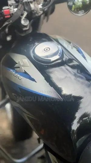 Bajaj CT100 2011