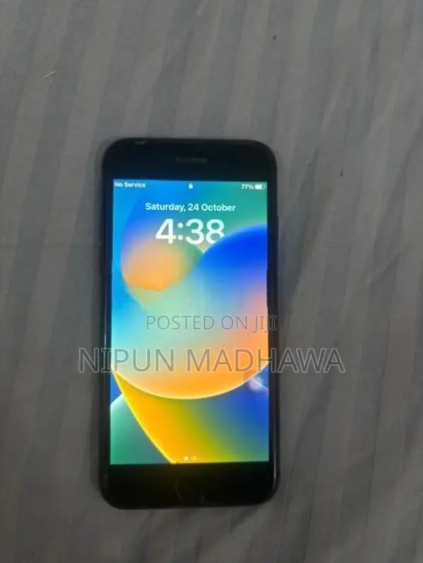 Apple iPhone 8 64 GB (Used)