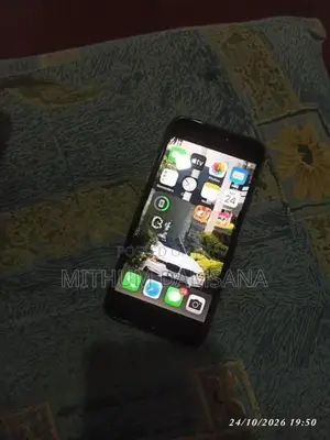 Apple iPhone 8 (Used)