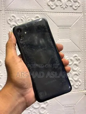 Samsung Galaxy A04e (Used)