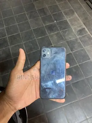 Apple iPhone 11 (Used)