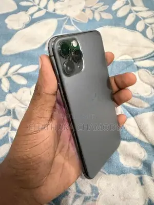 Apple iPhone 11 Pro (Used)