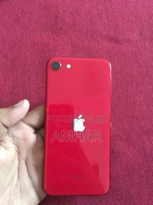 Apple iPhone SE 2 (Used)
