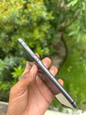 Apple iPhone 8 (Used)