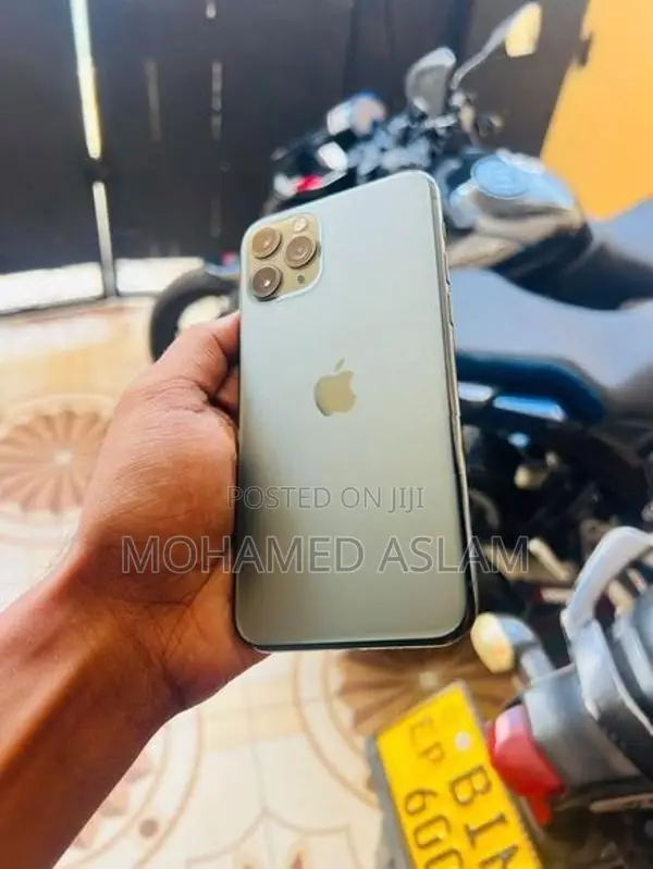 Apple iPhone 11 Pro 256GB (Used)