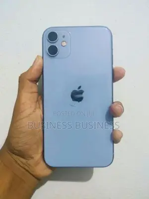 Apple iPhone 11 (128GB) (Used)