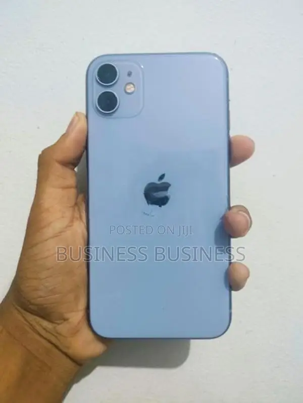 Apple iPhone 11 (128GB) (Used)