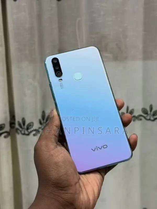 Vivo Y17 8/256GB (Used)