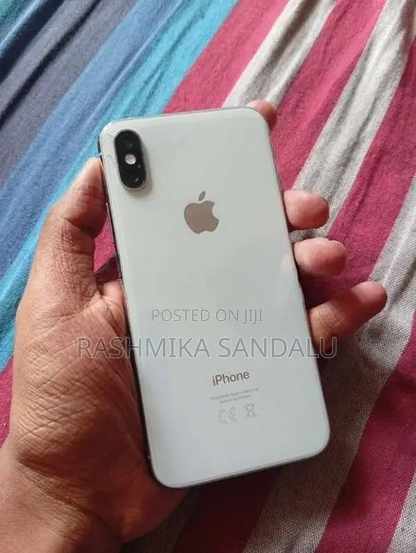 Apple iPhone XS (Used)