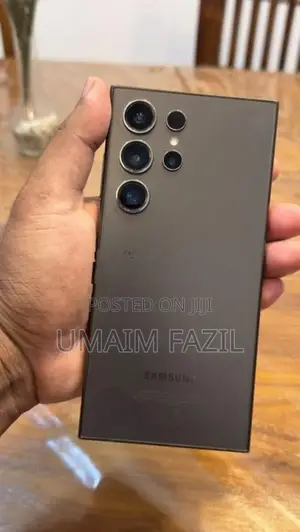 Samsung Galaxy S24 (Used)