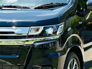 Suzuki Wagon R Custom Z 2025
