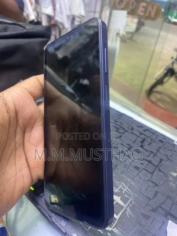 Samsung Galaxy A25 8GB/256GB 5G (Used)