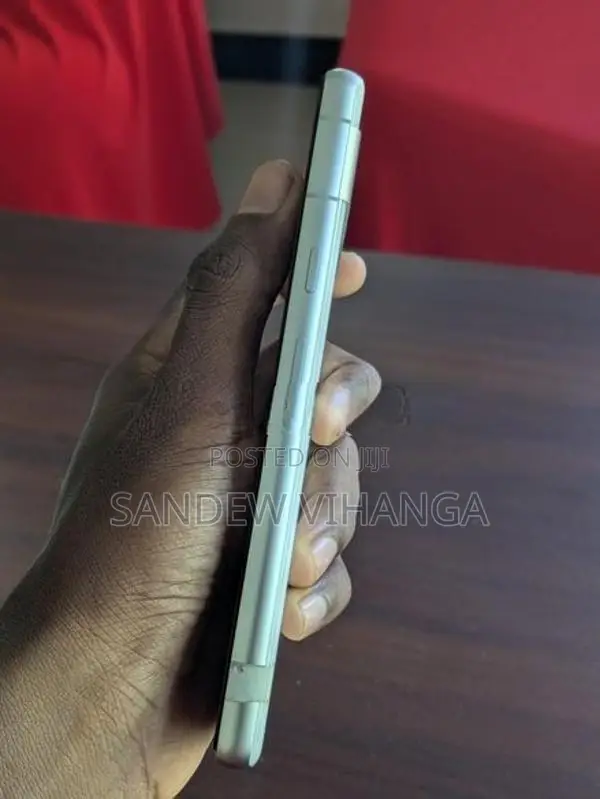 Google Pixel 7a (Used)
