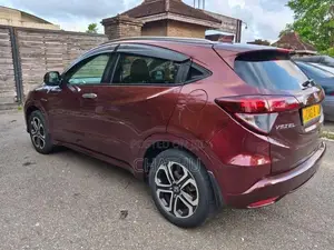 Honda Vezel 2015