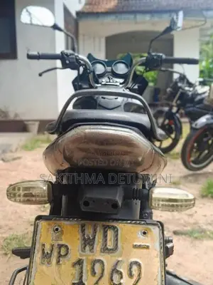 Bajaj Discover 2011 Motorbike (Used)