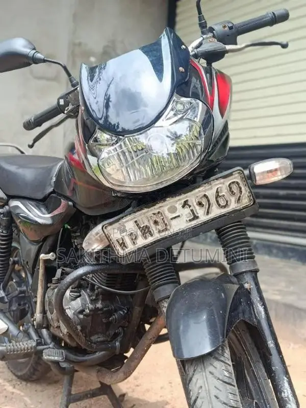 Bajaj Discover 2011 Motorbike (Used)