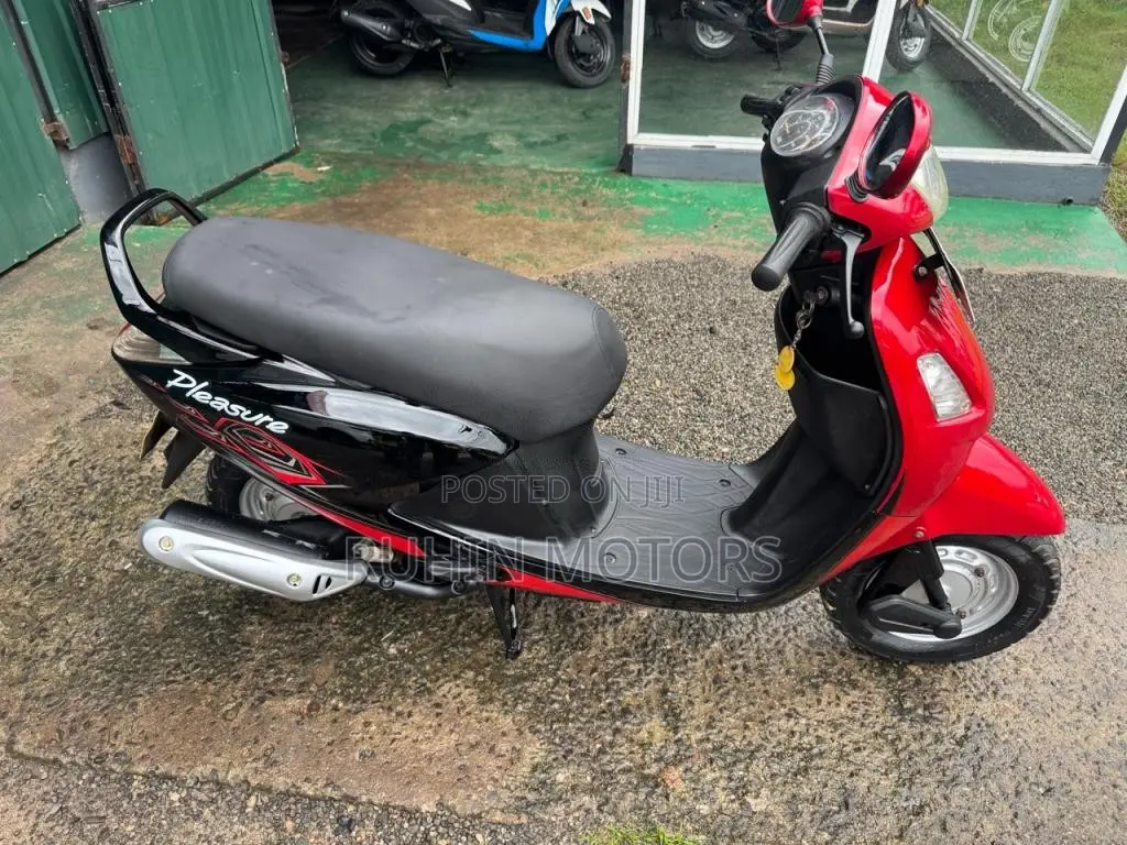 Hero Pleasure 2012 Motorbike (Used)