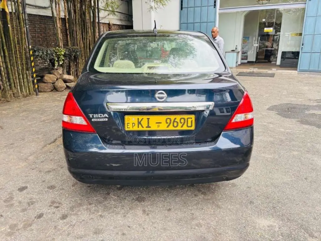 Nissan Tiida 2007 Car (Used)