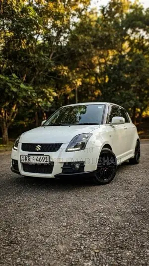 Suzuki Swift 2009 Car (Used)