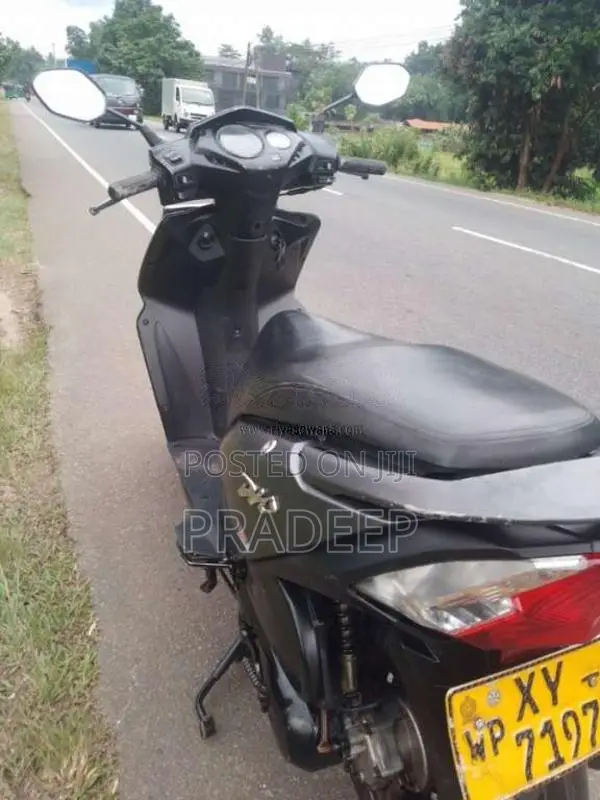 Honda Dio 2012 Motorbike (Used)