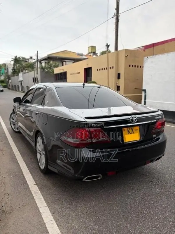 Toyota Crown Luxury Line 2008 Car (Used)