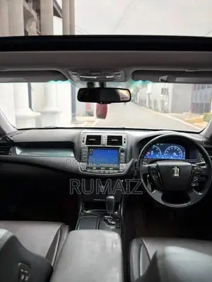 Toyota Crown Luxury Line 2008 Car (Used)