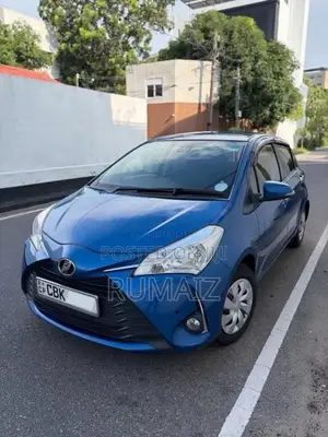 Toyota Vitz 2018 Car (Used)