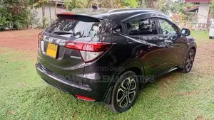 Honda Vezel 2014 SUV (Used)