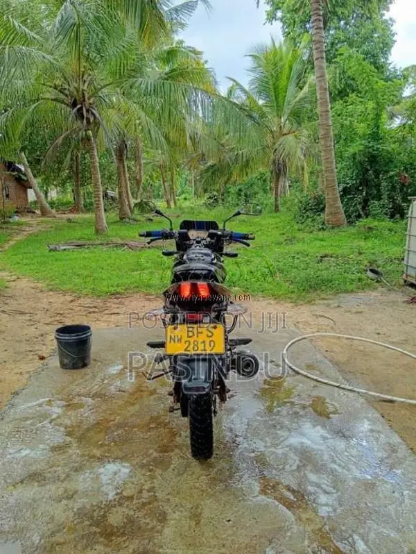 Bajaj Pulsar 150 2017 Motorbike (Used)