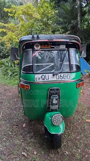 Bajaj 4 Stroke 2009 Three Wheel (Used)