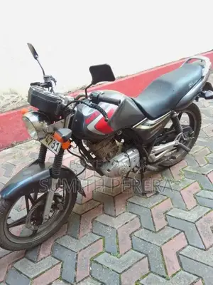 Suzuki En 125 2009 Motorbike (Used)