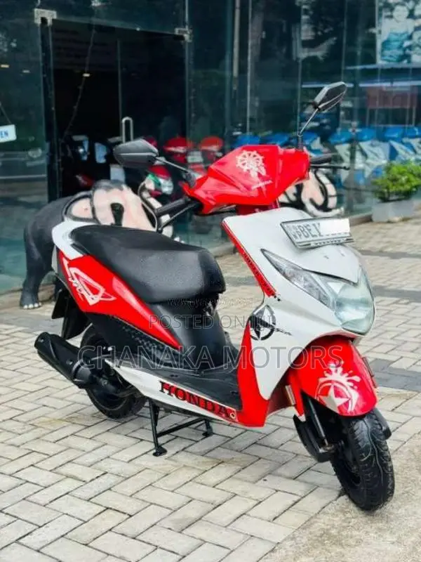 Honda Dio 2017 Motorbike Unregistered (Recondition)