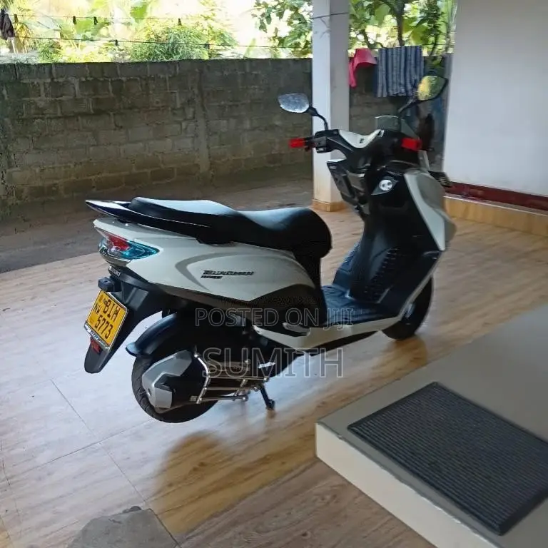 Suzuki Burgman 2019 Motorbike (Used)