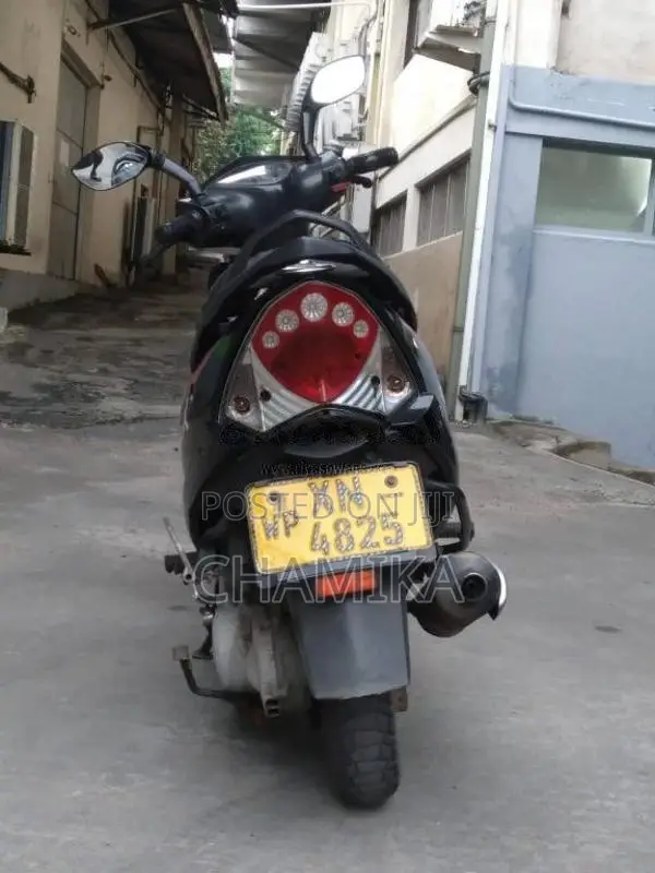 TVS Scooty Streak 2011 Motorbike (Used)