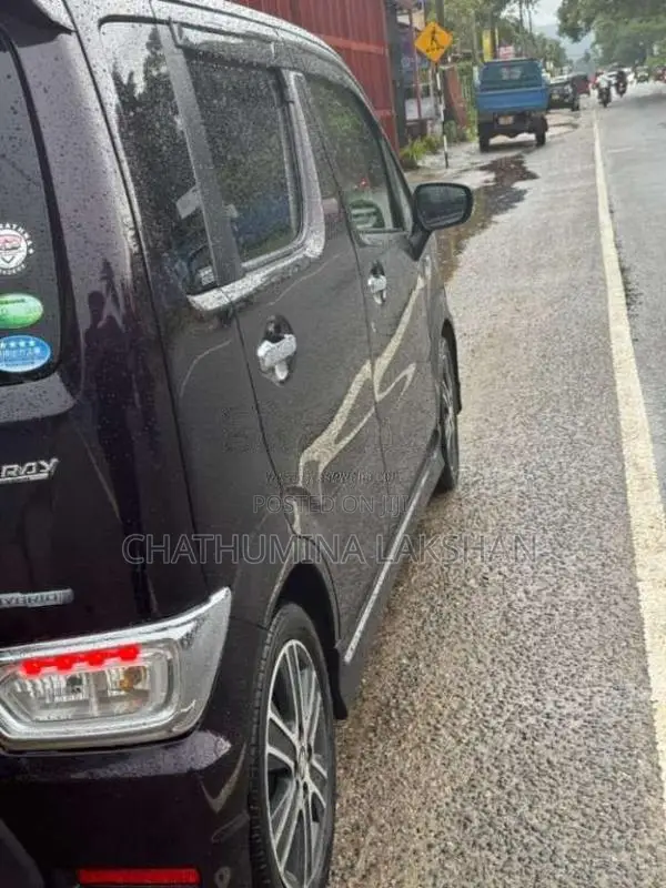 Suzuki Wagon R Stingray 2017 Car (Used)