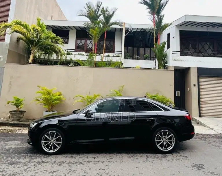 Audi A4 2018 Car (Used)