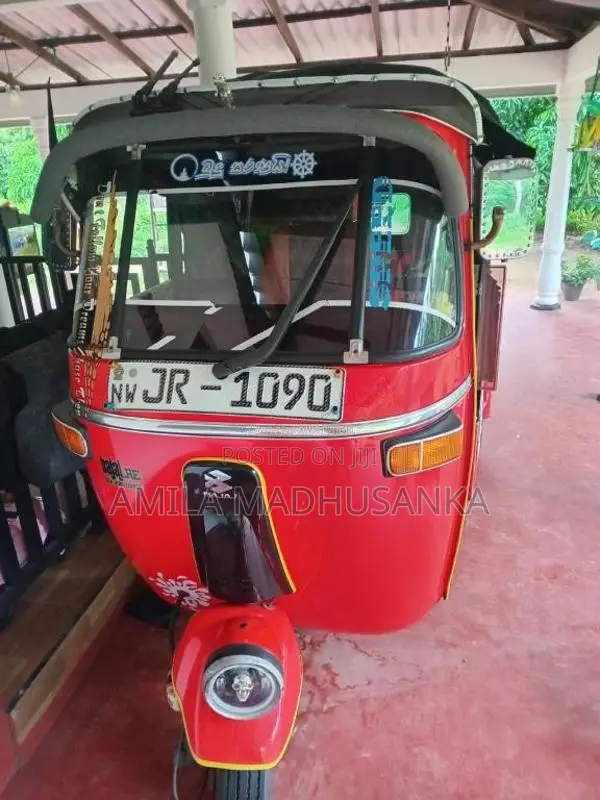 Bajaj 2 Stroke 2005 Three Wheel (Used)