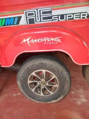 Bajaj 2 Stroke 2005 Three Wheel (Used)