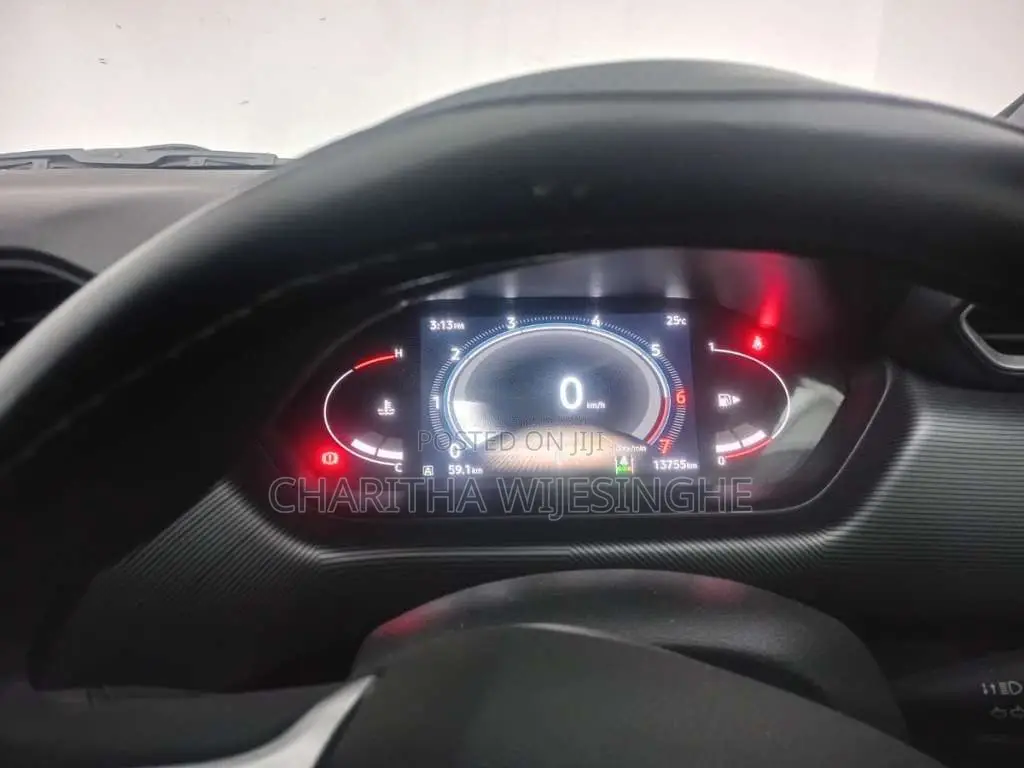 Nissan Magnite 2025 SUV (Used)