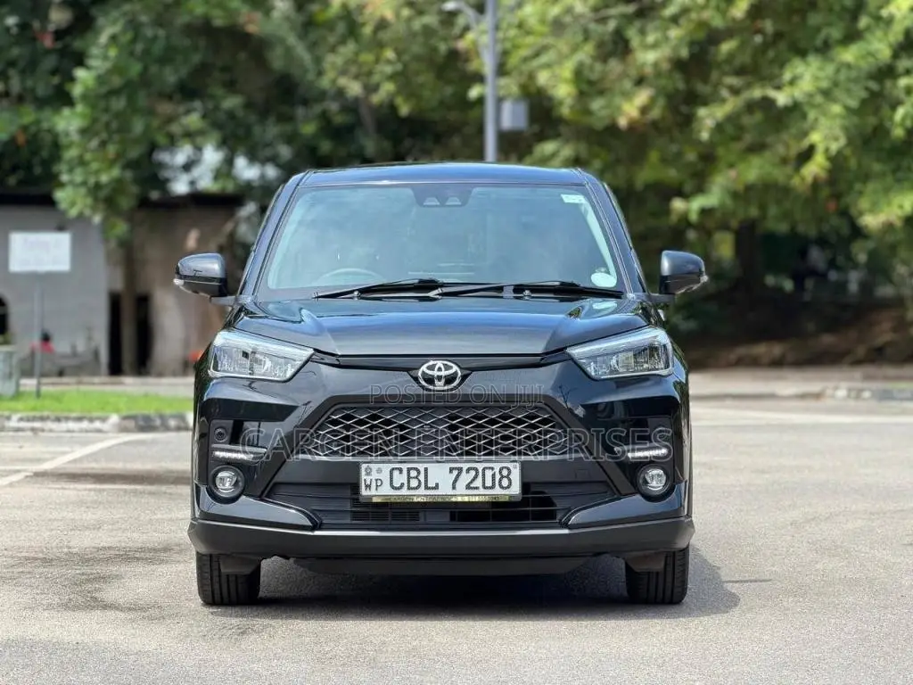 Toyota Raize Z GRADE 4WAY 2020 SUV (Used)