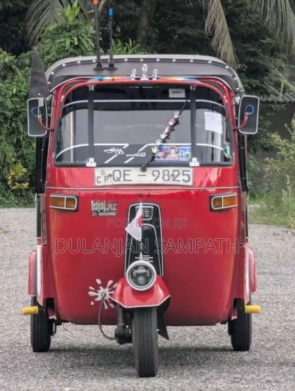 Bajaj RE 2 Stroke 2006 Three Wheel (Used)