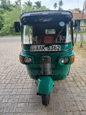 Bajaj 4 Stroke 2013 Three Wheel (Used)