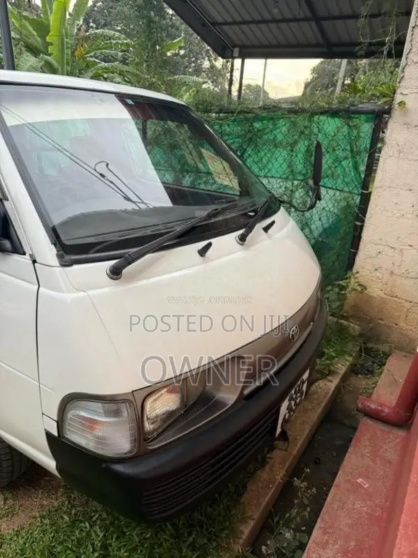Toyota CR27 Lotto 1993 Van (Used)