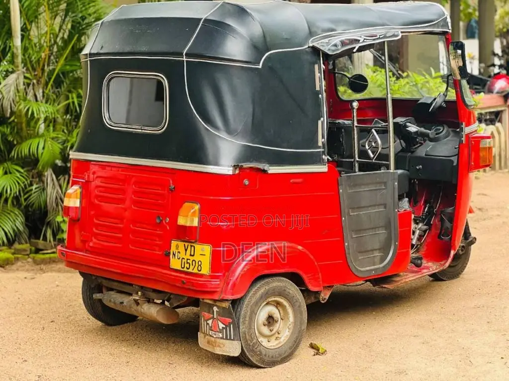 Bajaj RE 2010 Three Wheel (Used)