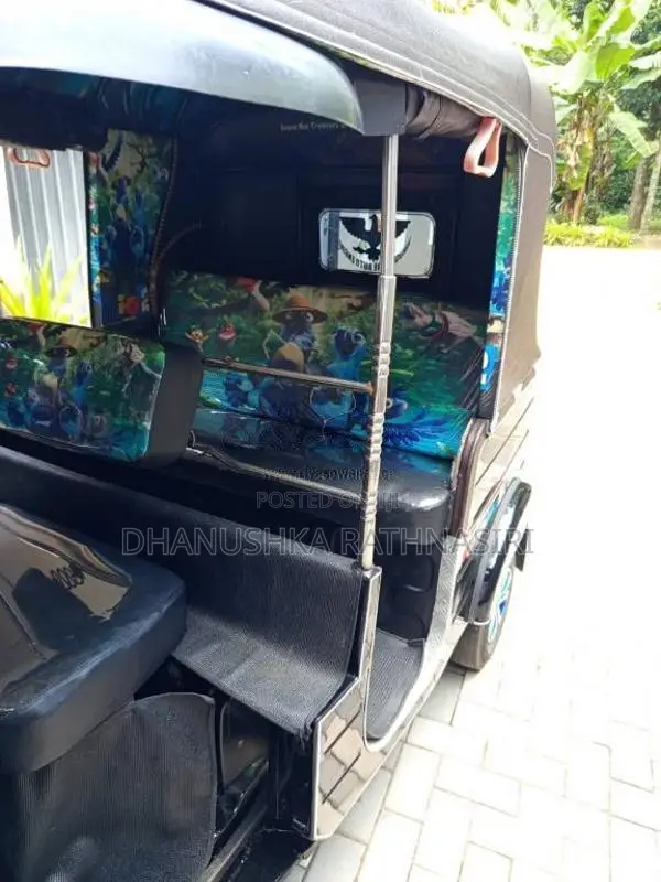 Bajaj RE 2011 Three Wheel (Used)