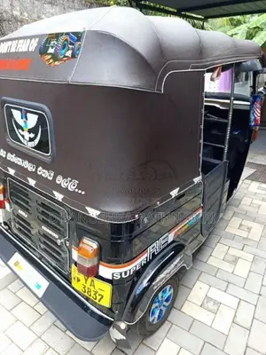 Bajaj RE 2011 Three Wheel (Used)