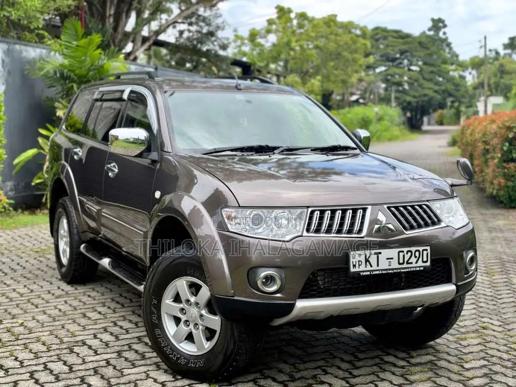 Mitsubishi Montero Sport 2012 SUV (Used)