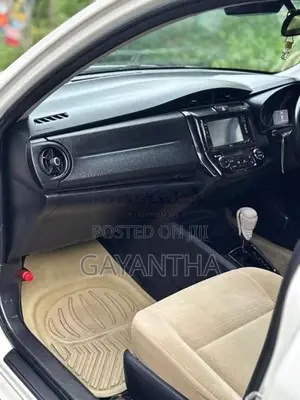 Toyota Axio G Grade 2015 Car (Used)
