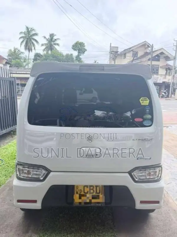 Suzuki Wagon R Stingray 2018 Car (Used)